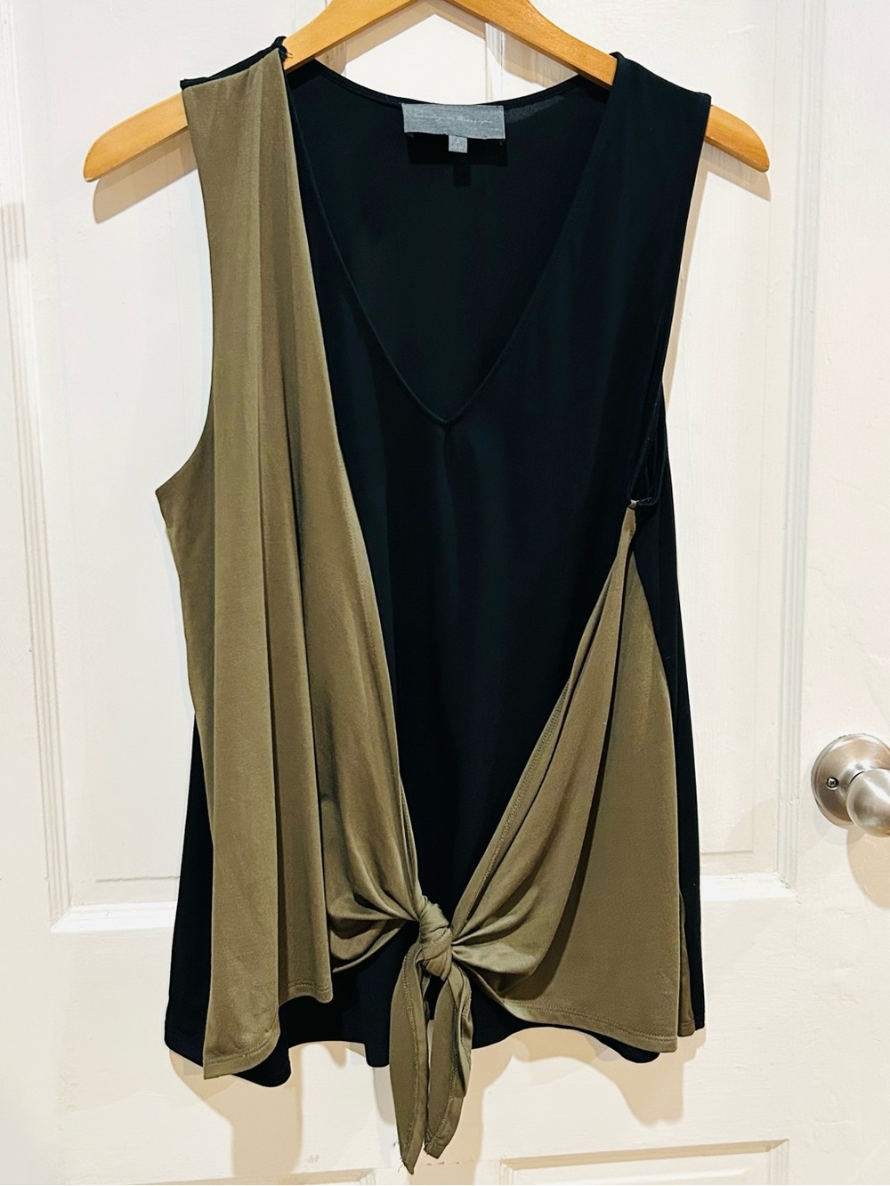 Anthropologie Sunday In Brooklyn V-Neck Tie Front Layered Sleeveless Top Size L